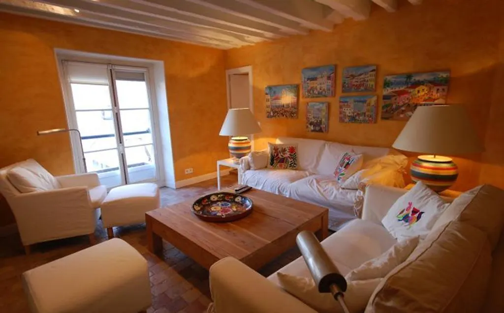 2 Bedroom Apartment-luxembourg Garden Apartmán *